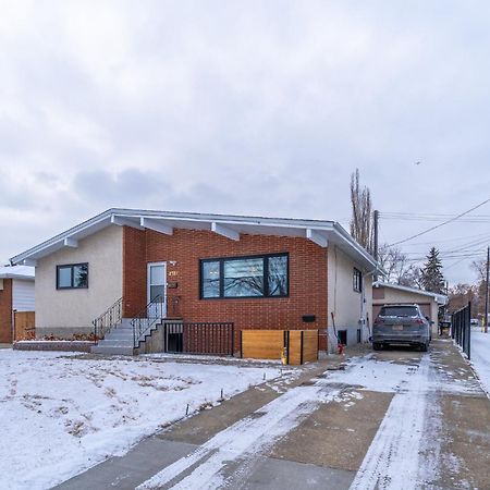 Central Edmonton Family Friendly Home Exterior foto